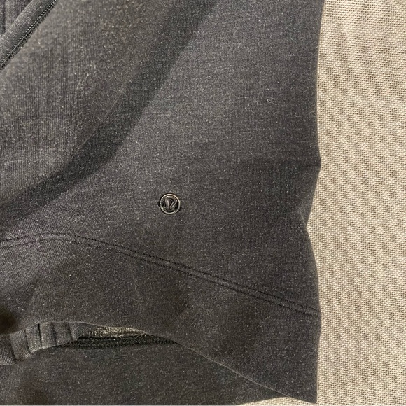 Lululemon jacket - Picture 4 of 5